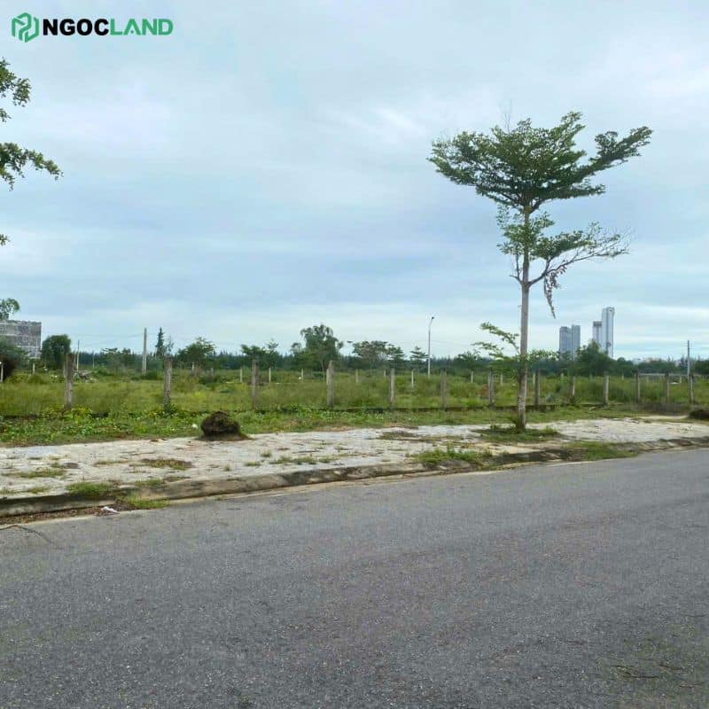 Hình ảnh thực tế lo06-50 trên đất khu đô thị số 4