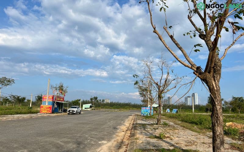 Khu đô thị số 4 Điện Ngọc - Trục đường chính Nguyễn Gia Thiều